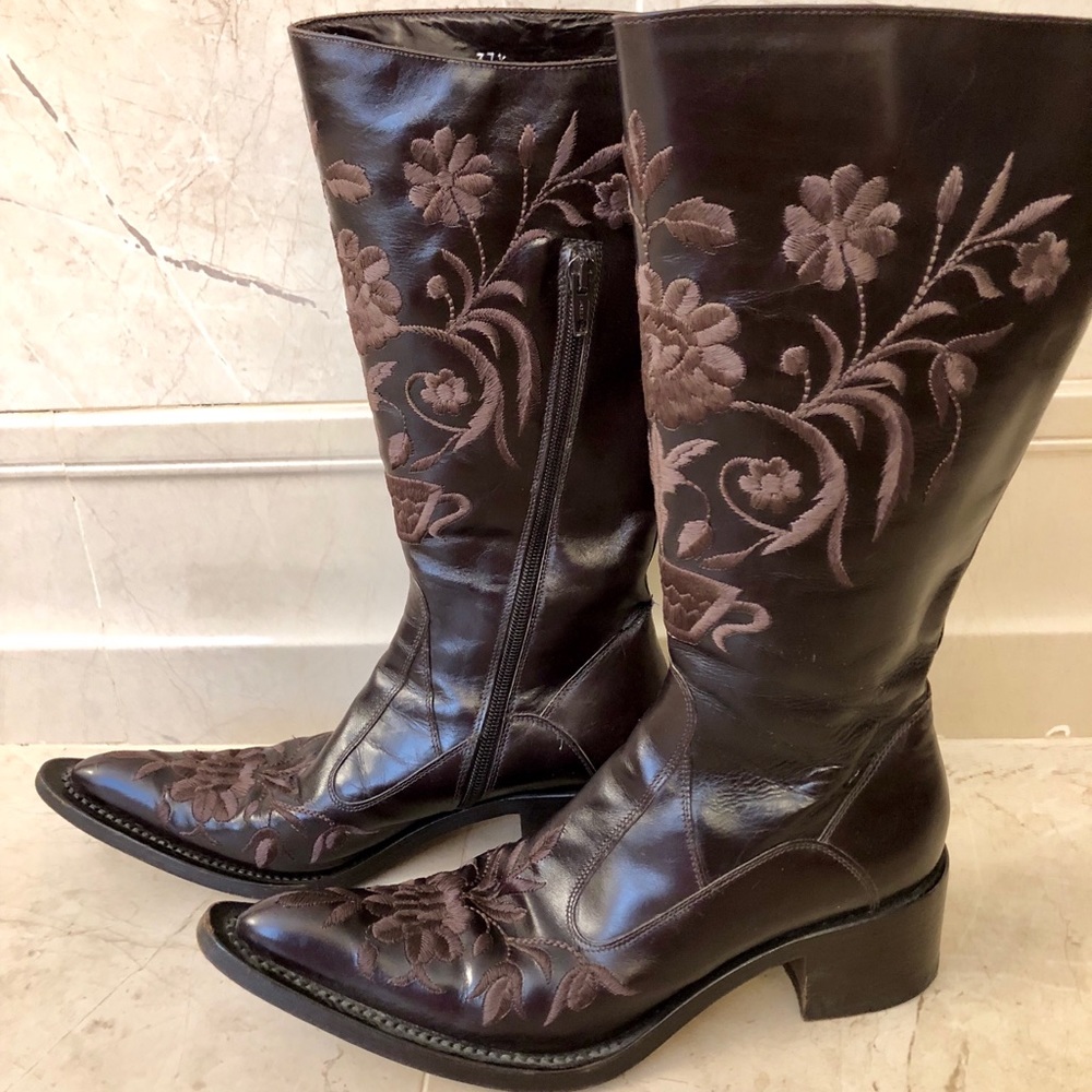 Stunning Rich Chocolate Brown Embroidered Boots